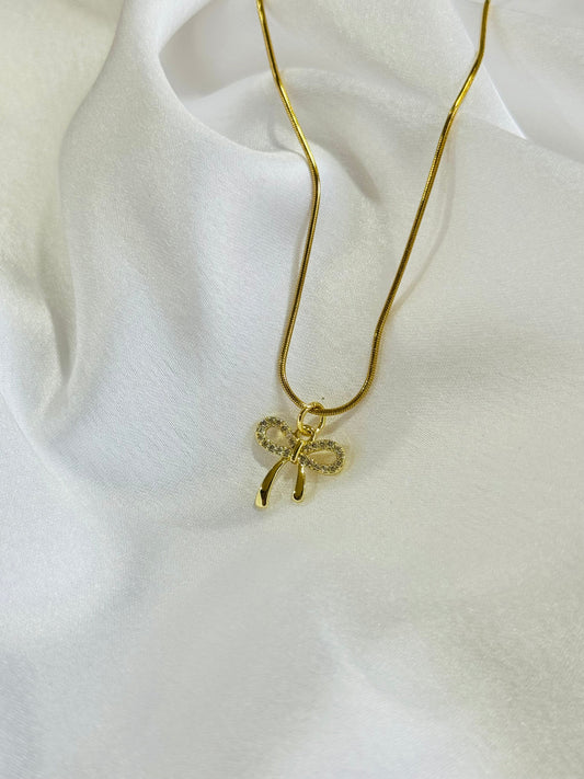 Zirconia Diamond Bow Pendant kohi