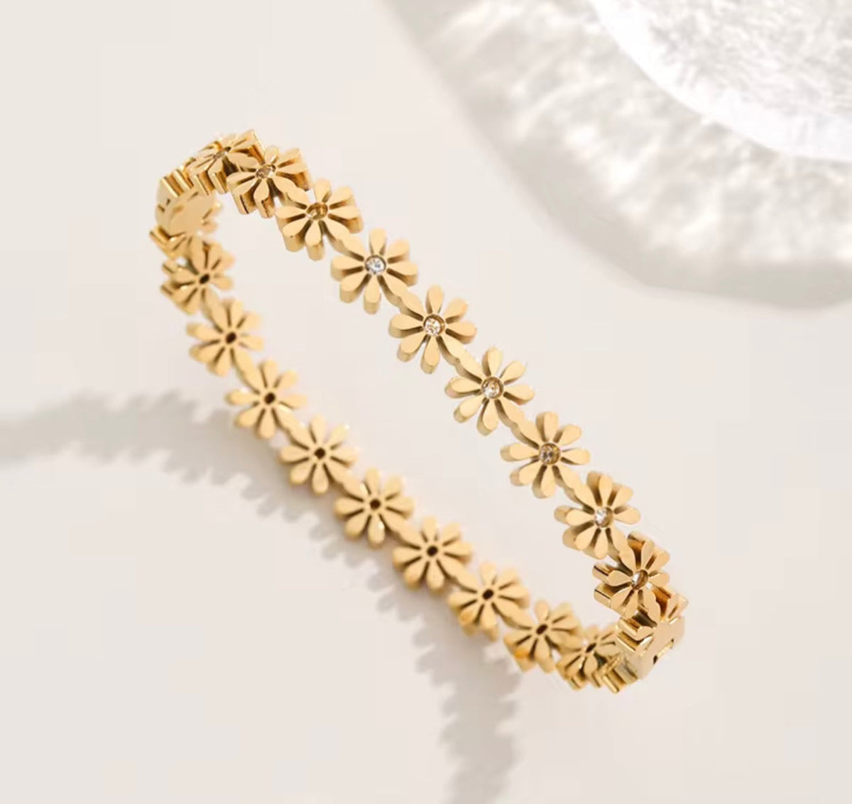 Flower Zircon Bangle Bracelet kohi shop
