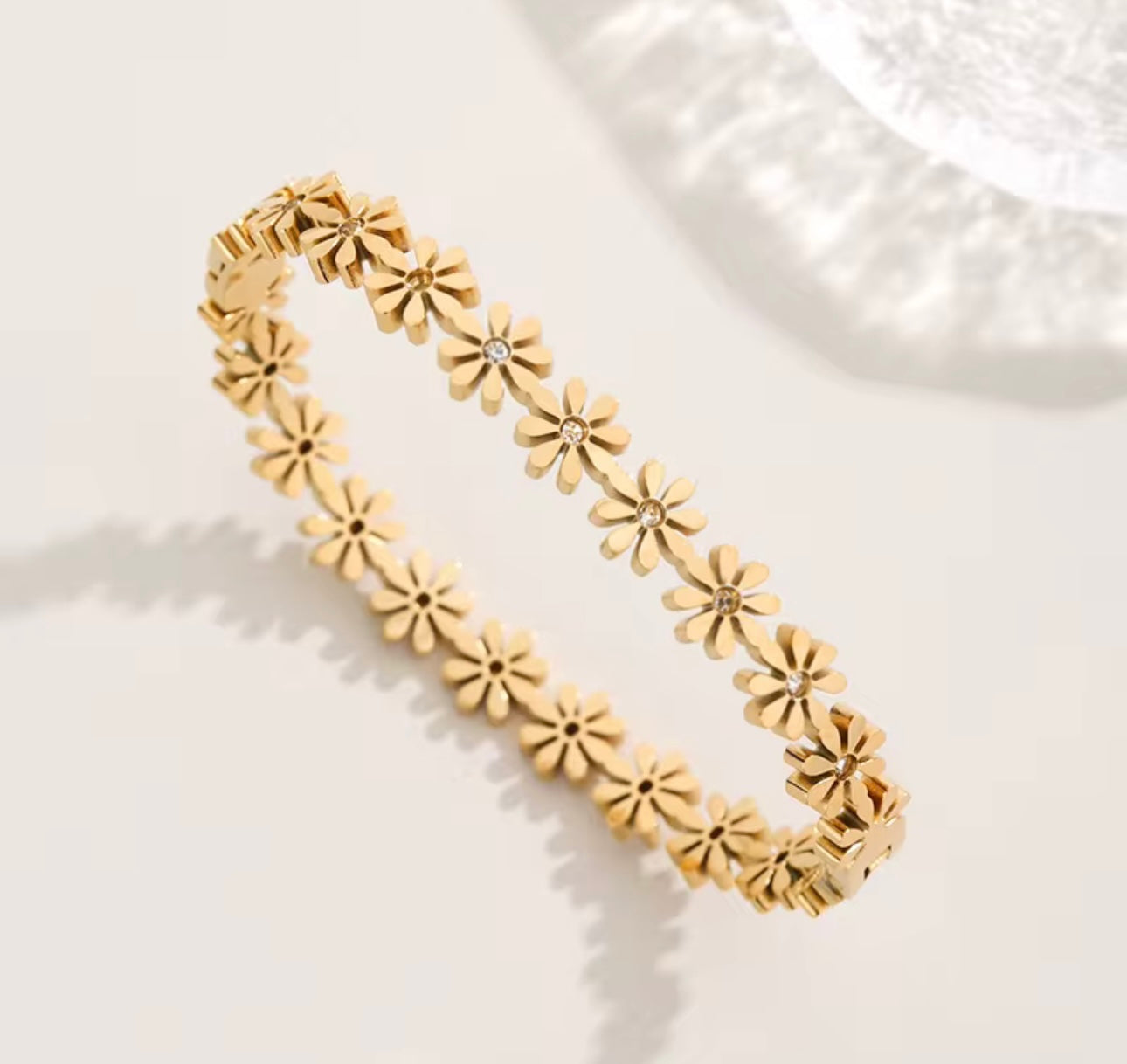 Flower Zircon Bangle Bracelet kohi shop