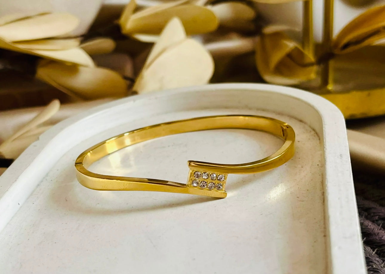 Love Zirconia Bangle kohi shop