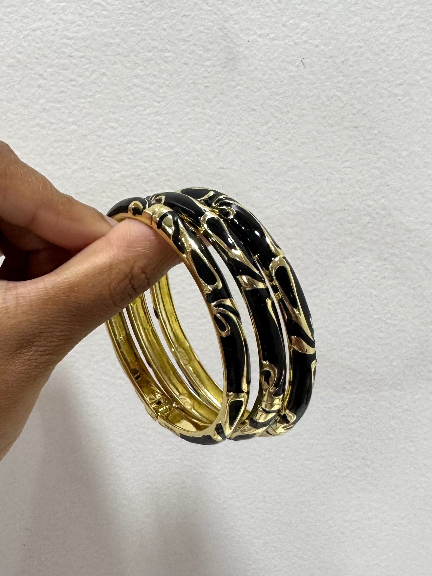 Black and White Italian Bangle