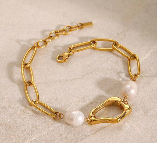 Modern Statement Bracelet kohi shop