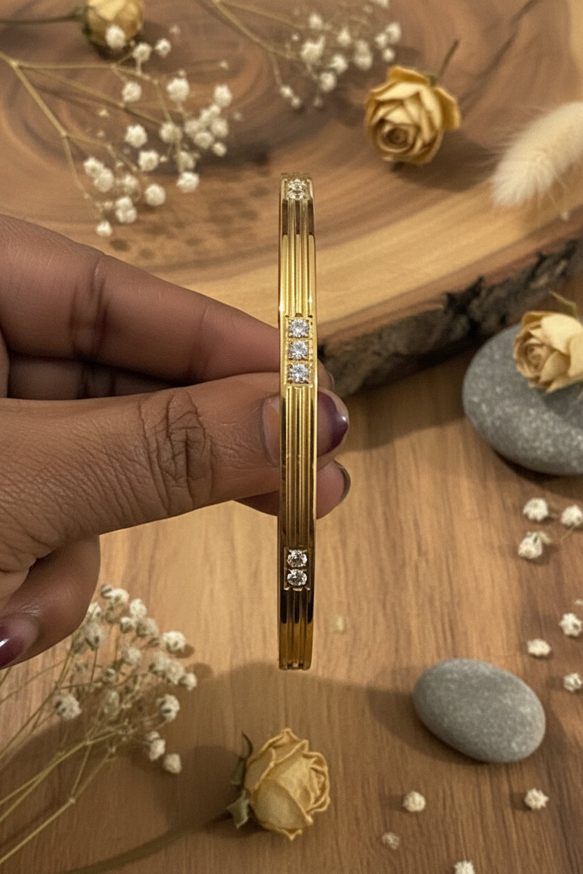 Aurora Glow Bangle