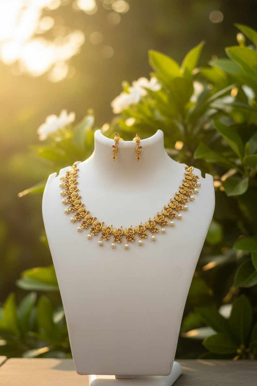 Swan pearl set