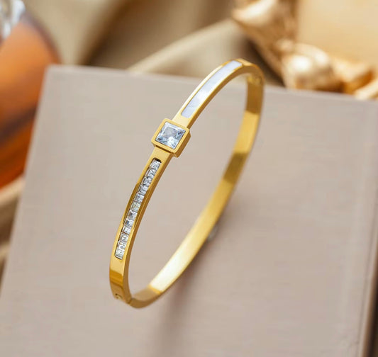 Bangle kohi shop