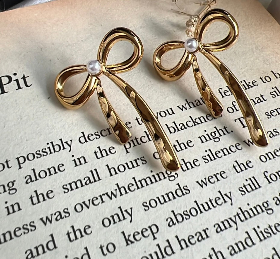 Trending Bow Earrings kohi