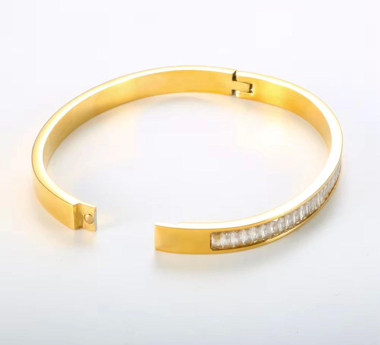 Coral Tennis Zirconia Diamond Gold Bangle kohi