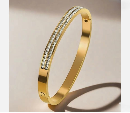 Double Diamond Bangle