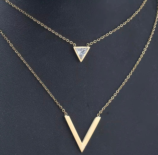Layered V Necklaces kohi