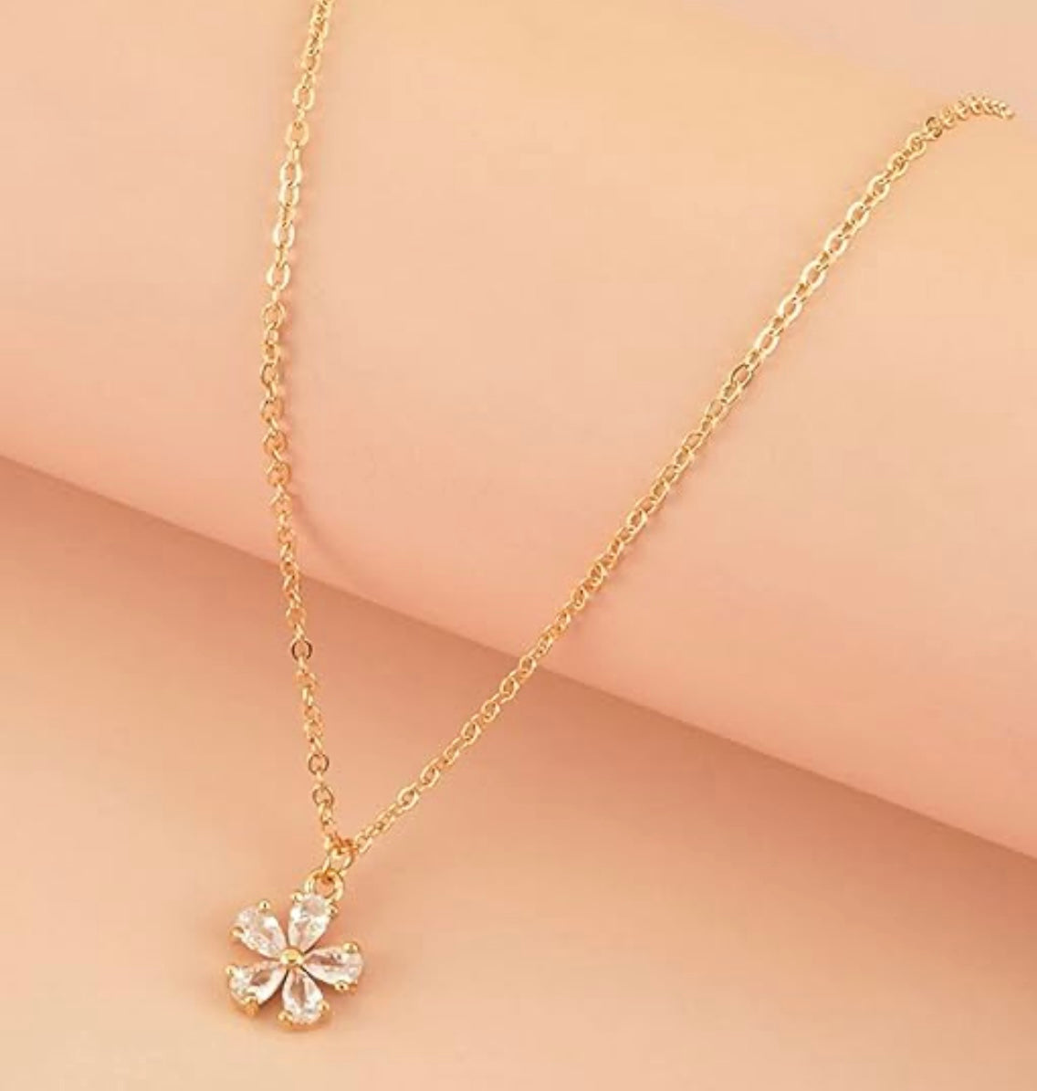 Crystal Flower Necklace kohi shop
