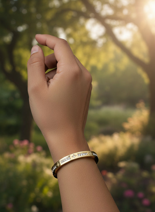 Zirconia Star Bangle