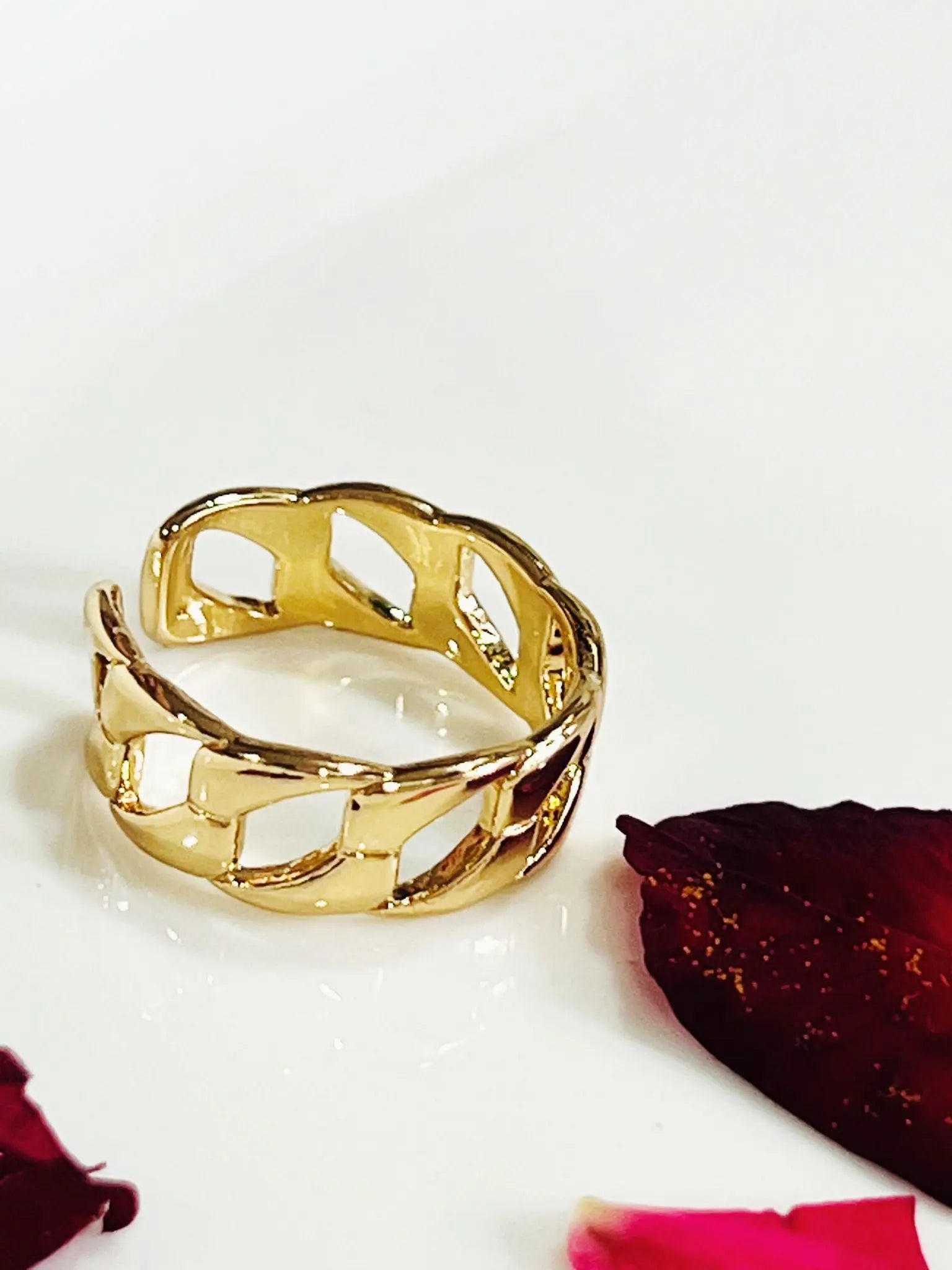 Emery- Classic Gold Band kohi
