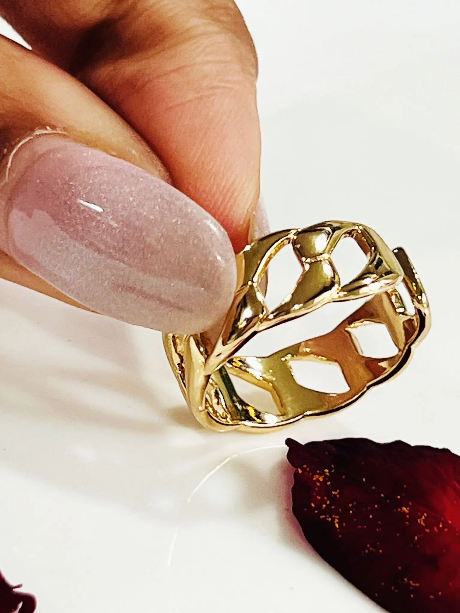 Emery- Classic Gold Band kohi